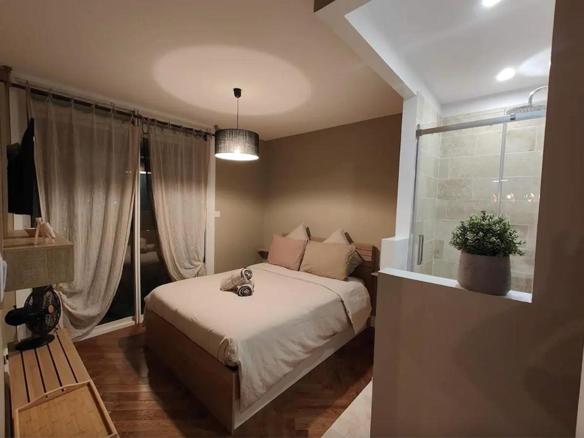 Chez Julien & Mathieu Homestay *