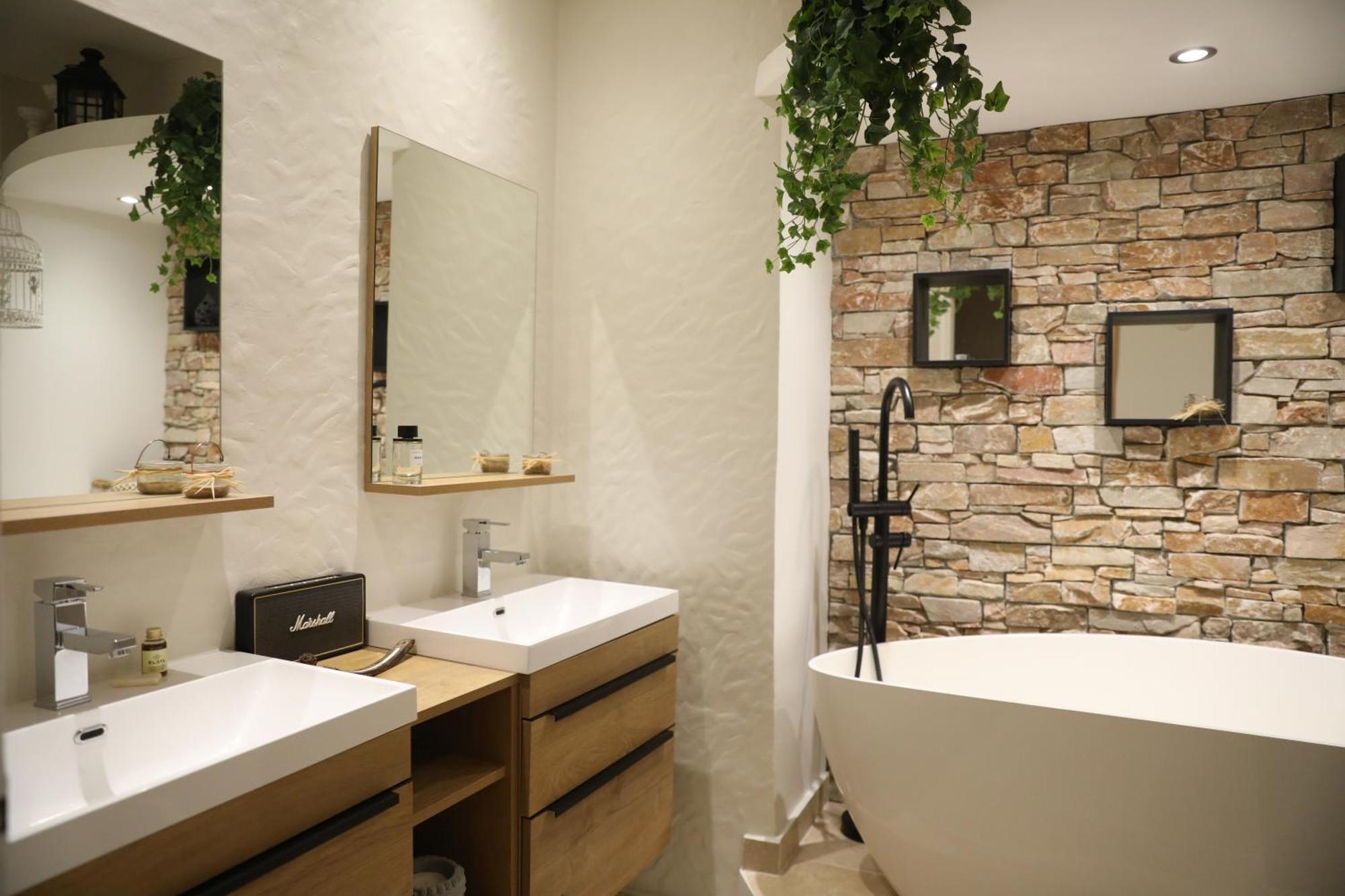 Chez Julien & Mathieu Homestay *